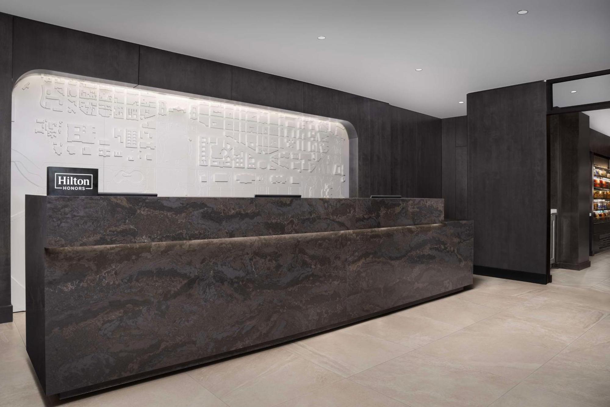 Hilton Washington Dc Capitol Hill Hotel Bagian luar foto